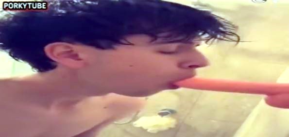 Twink blowjob